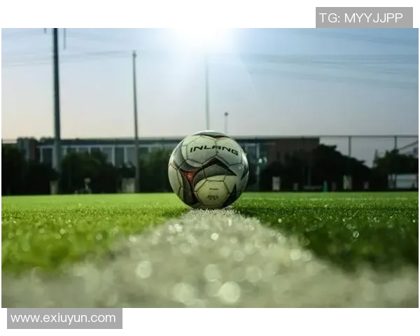 蓝十字对决老虎大学谁能在这场足球盛宴中笑到最后